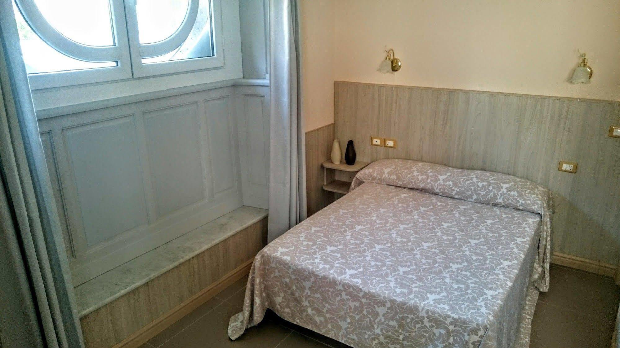 Hotel Cantore Genova Exterior foto